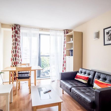 City One Bedroom Apartment With Juliet Balcony In West One - Parking Possible شيفيلد المظهر الخارجي الصورة