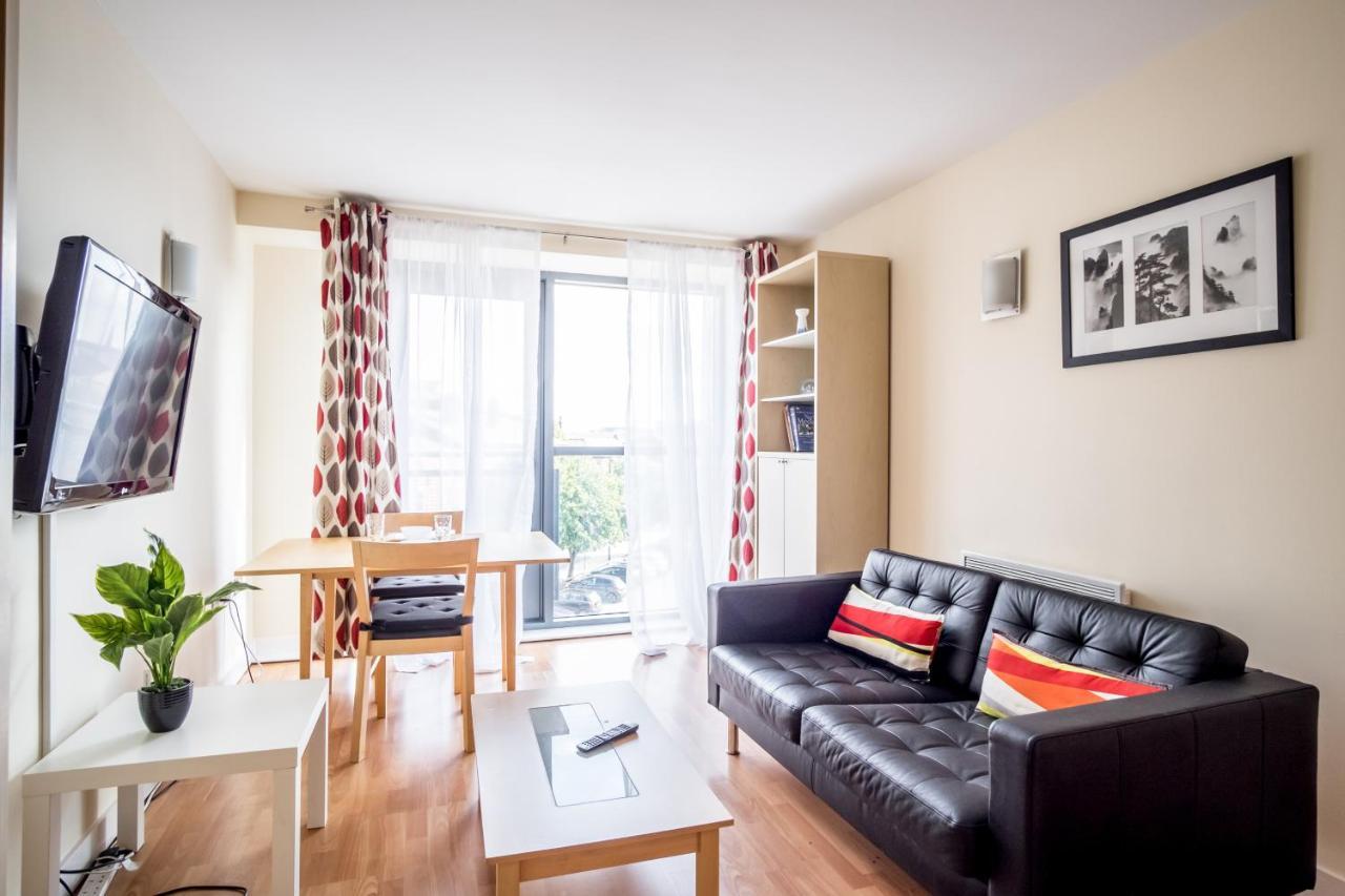 City One Bedroom Apartment With Juliet Balcony In West One - Parking Possible شيفيلد المظهر الخارجي الصورة