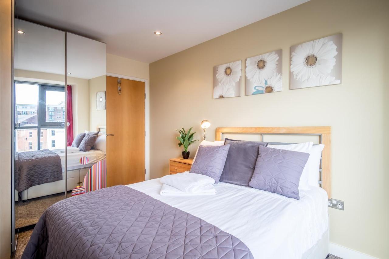 City One Bedroom Apartment With Juliet Balcony In West One - Parking Possible شيفيلد المظهر الخارجي الصورة